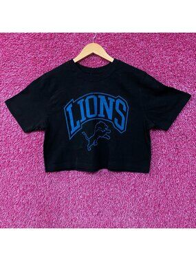 Junk Food Clothing Detroit Lions Logo Graphic Crop T-Shirt Medium